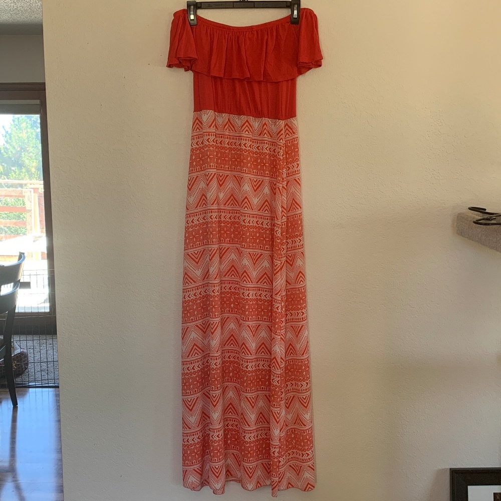 Kate Off The Shoulders Maxi Dress